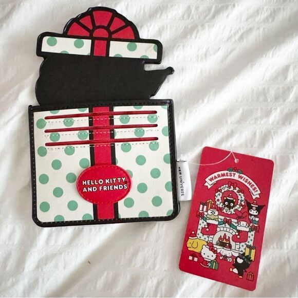 Hello Kitty Holiday Backpack & Card Holder - Picture 7 of 7